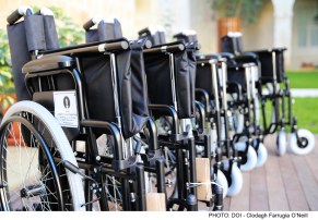 ahmadiyya-donates-to-community-chest-fund-1