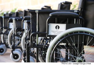 ahmadiyya-donates-to-community-chest-fund-2